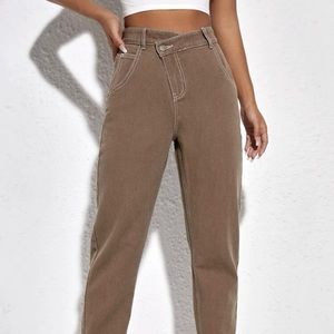 Asymmetrical mom jeans